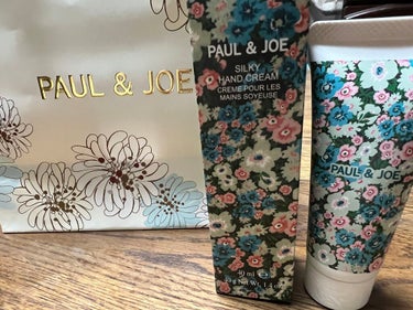 ラッピングハンドクリーム 002/PAUL & JOE BEAUTE/ハンドクリームを使ったクチコミ（1枚目）