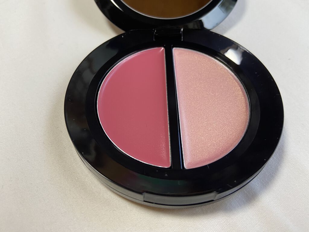 ブラッシュ&amp;グロウデュオ/BOBBI BROWN/ジェル・クリームチークを使ったクチコミ（2枚目）