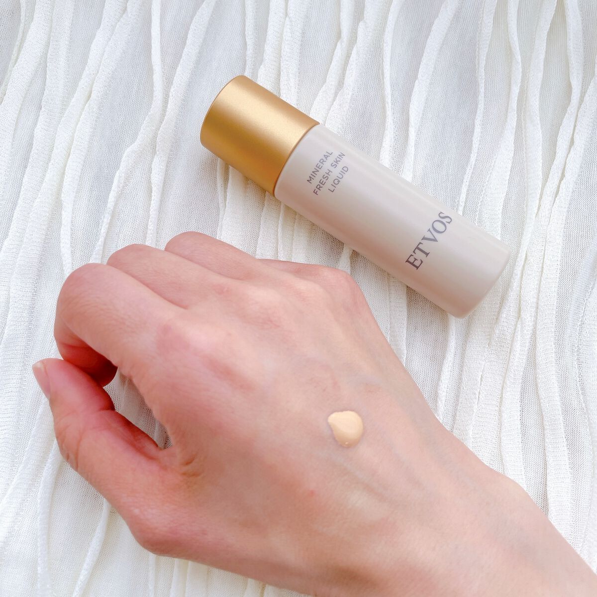 ミネラルフレッシュスキンリキッド/エトヴォス/リキッドファンデーションを使ったクチコミ(2枚目)