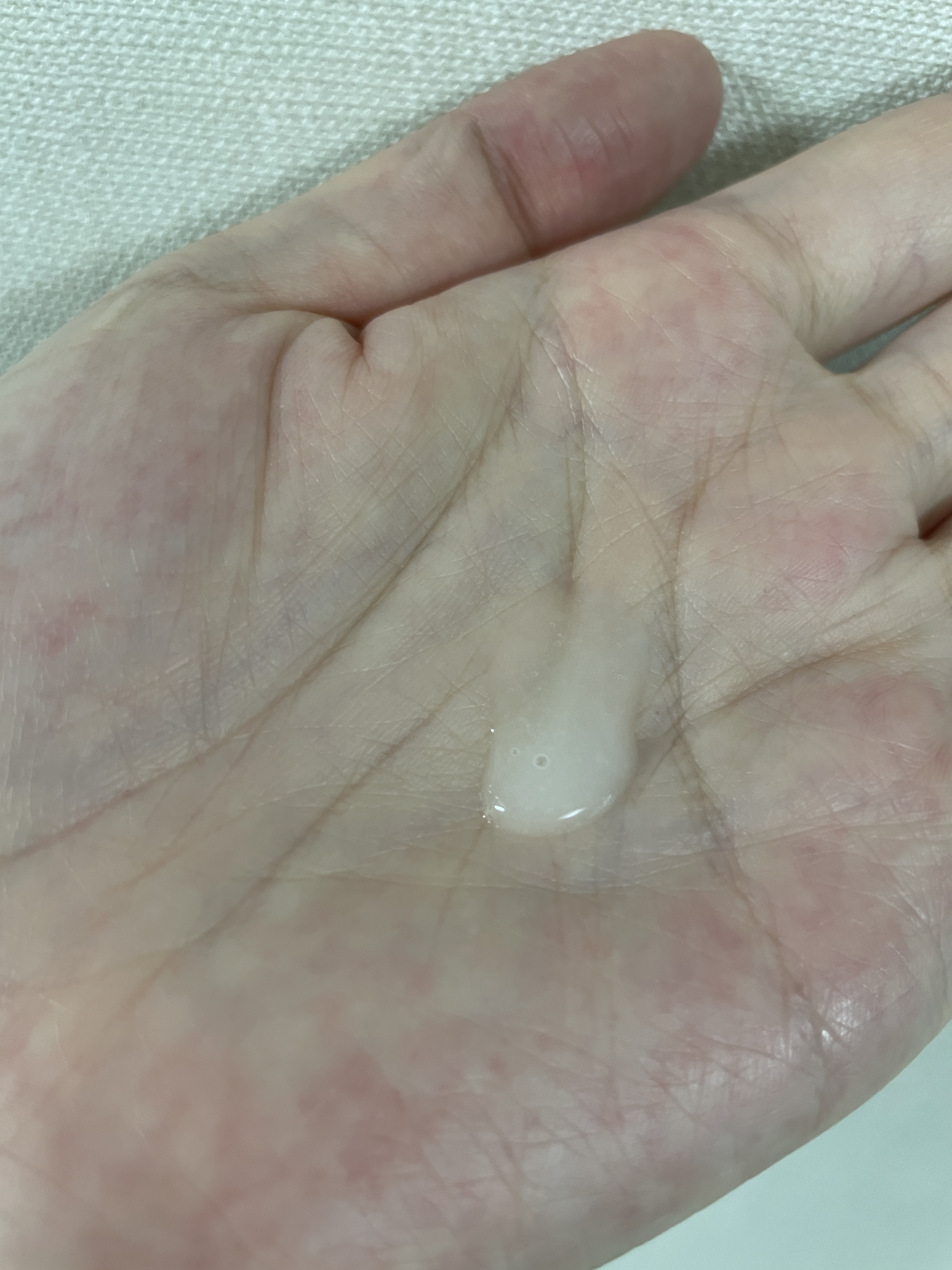 エスポア ウォータースプラッシュサンセラム 50ml/espoir/日焼け止めクリームを使ったクチコミ（2枚目）