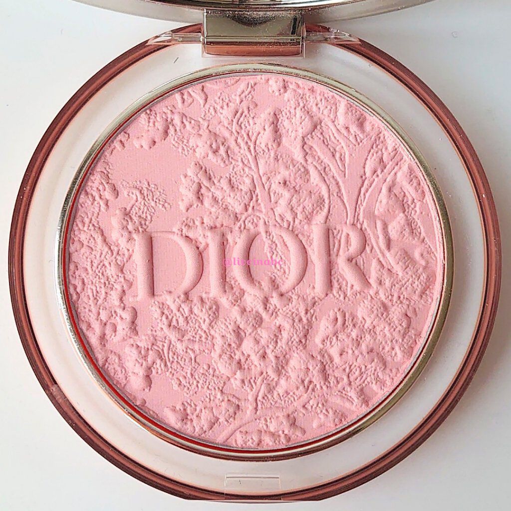 ディオールスキン ミネラル ヌード グロウ パウダー/Dior/プレストパウダーを使ったクチコミ（2枚目）