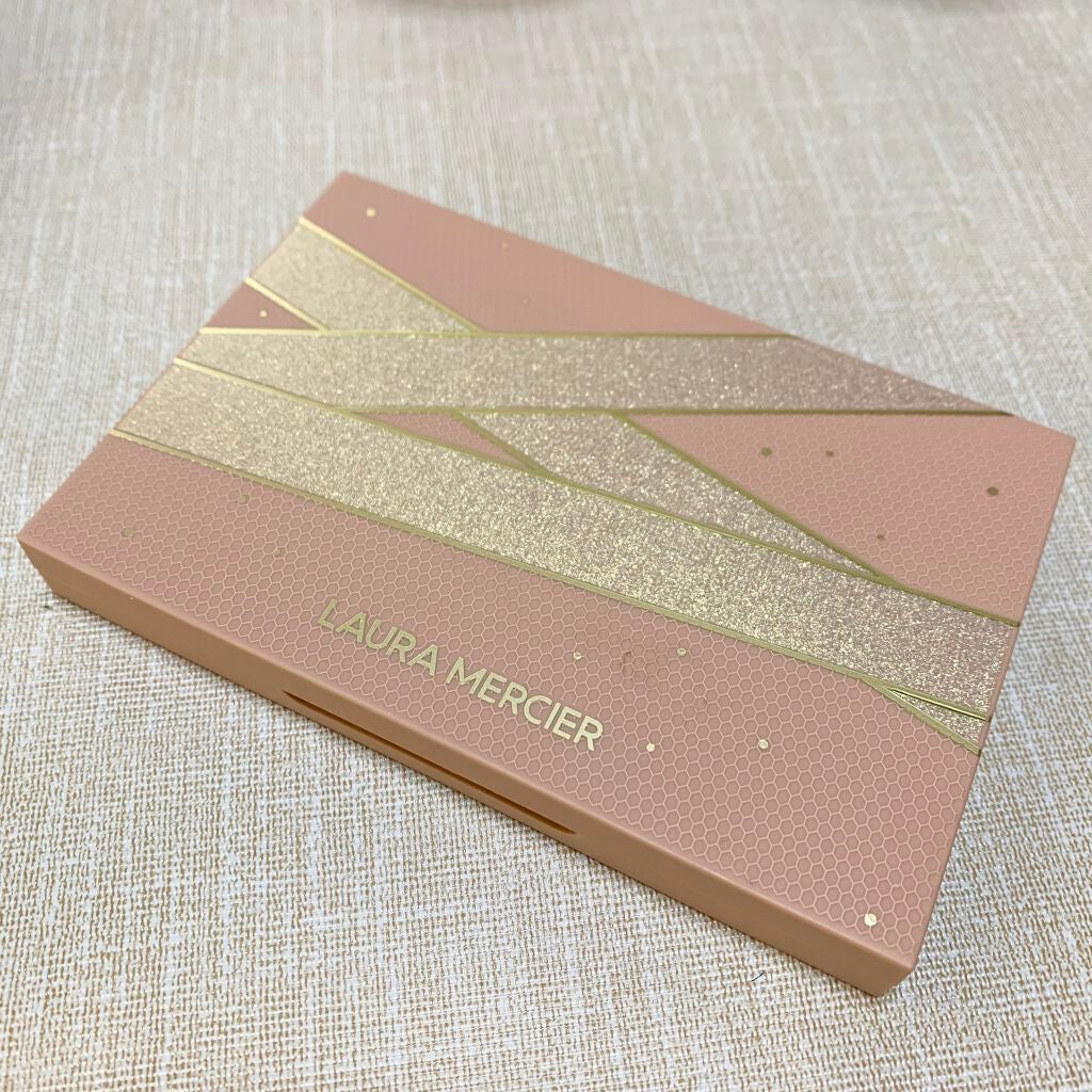 プリマ バレリーナ ミニ アイシャドウ パレット/ローラ メルシエ/アイシャドウパレットを使ったクチコミ(2枚目)