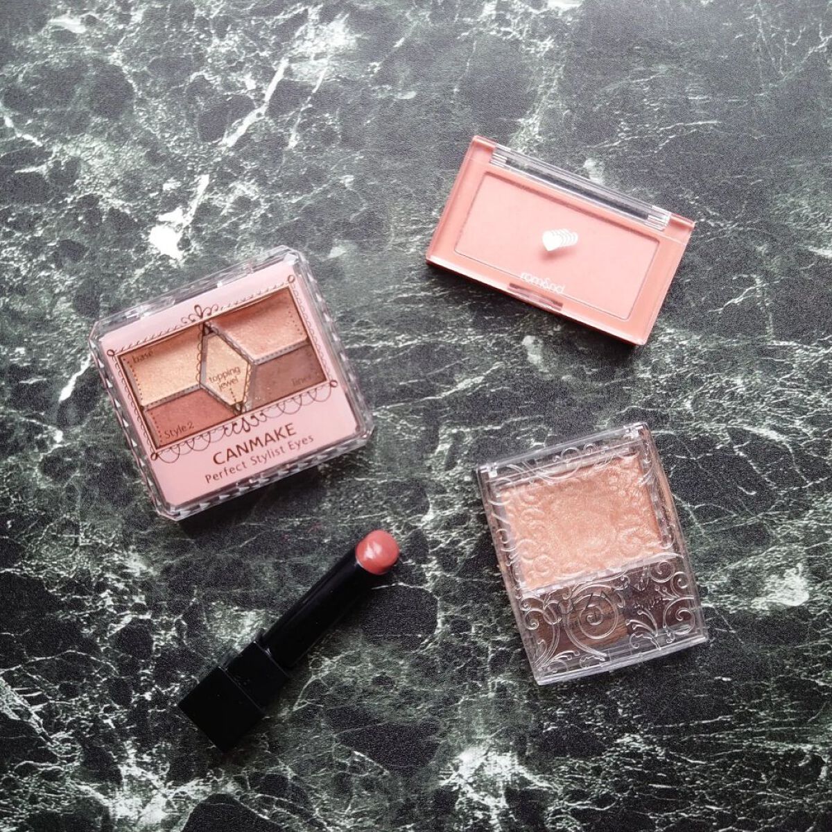 パールグロウハイライト/CEZANNE/パウダーハイライトを使ったクチコミ（3枚目）