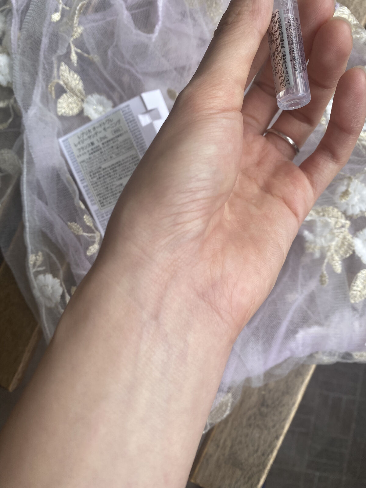 レプリカ オードトワレ レイジー サンデーモーニング /Maison Margiela Fragrances/香水(レディース)を使ったクチコミ（3枚目）