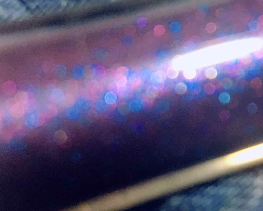 メスメリック グラスリップオイル/CHICCA/リップグロスを使ったクチコミ(2枚目)