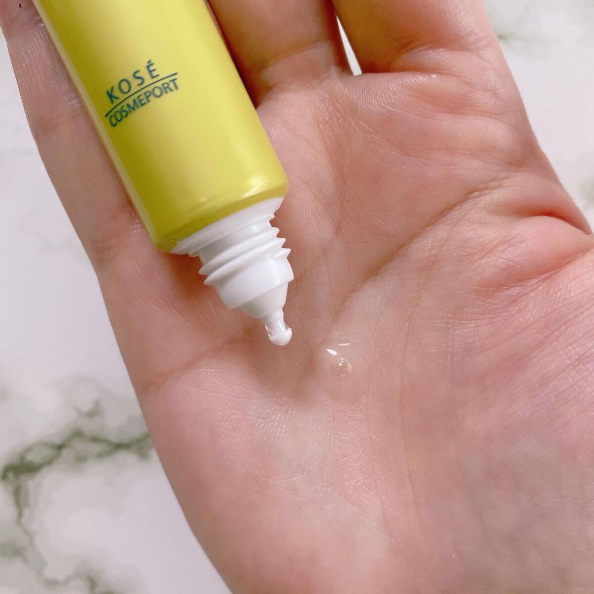 モイスチュアマイルドホワイトリペアエッセンス C100/モイスチュアマイルド ホワイト/美容液を使ったクチコミ（3枚目）