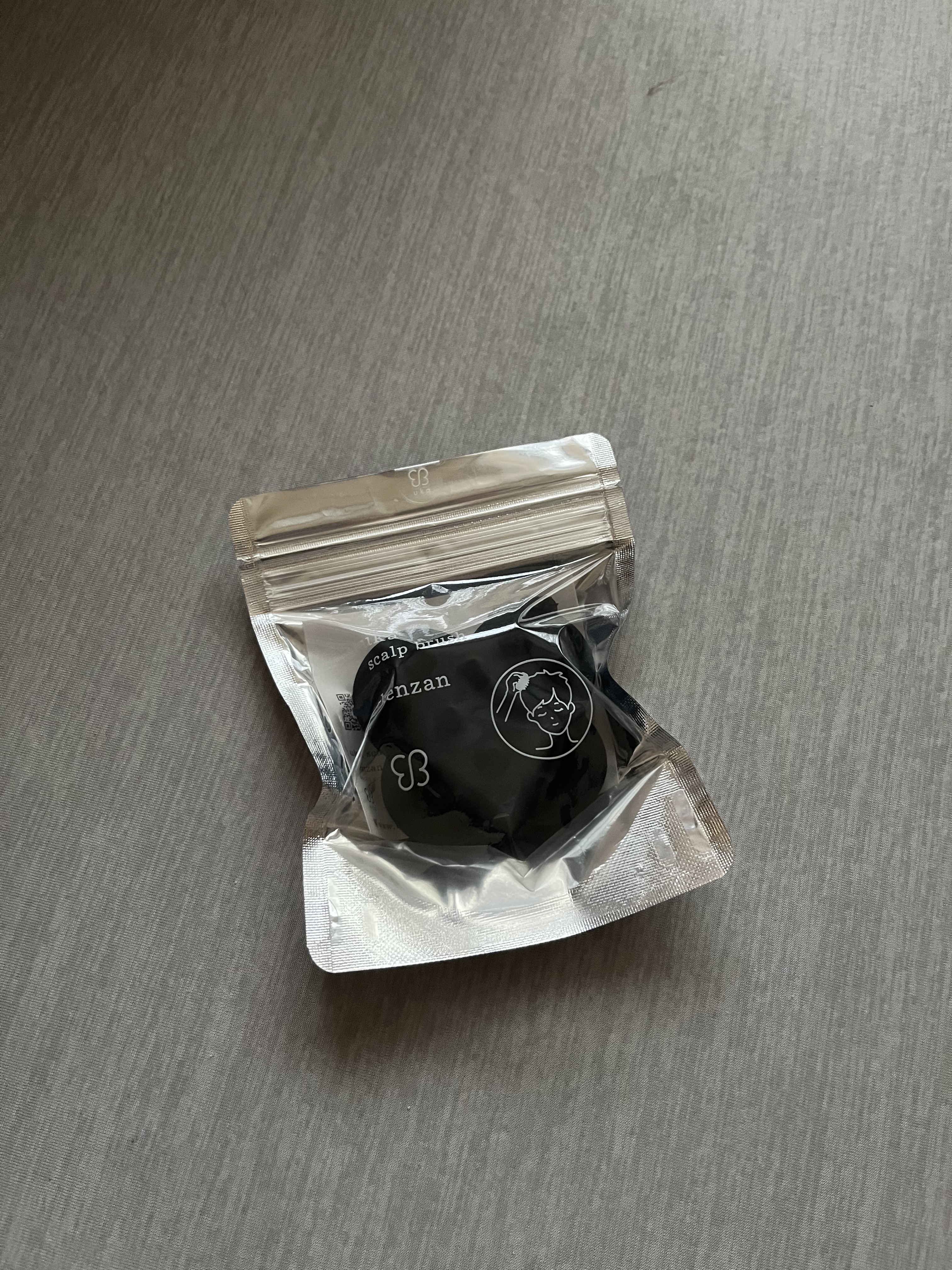 uka scalp brush kenzan/uka/スカルプブラシを使ったクチコミ（2枚目）