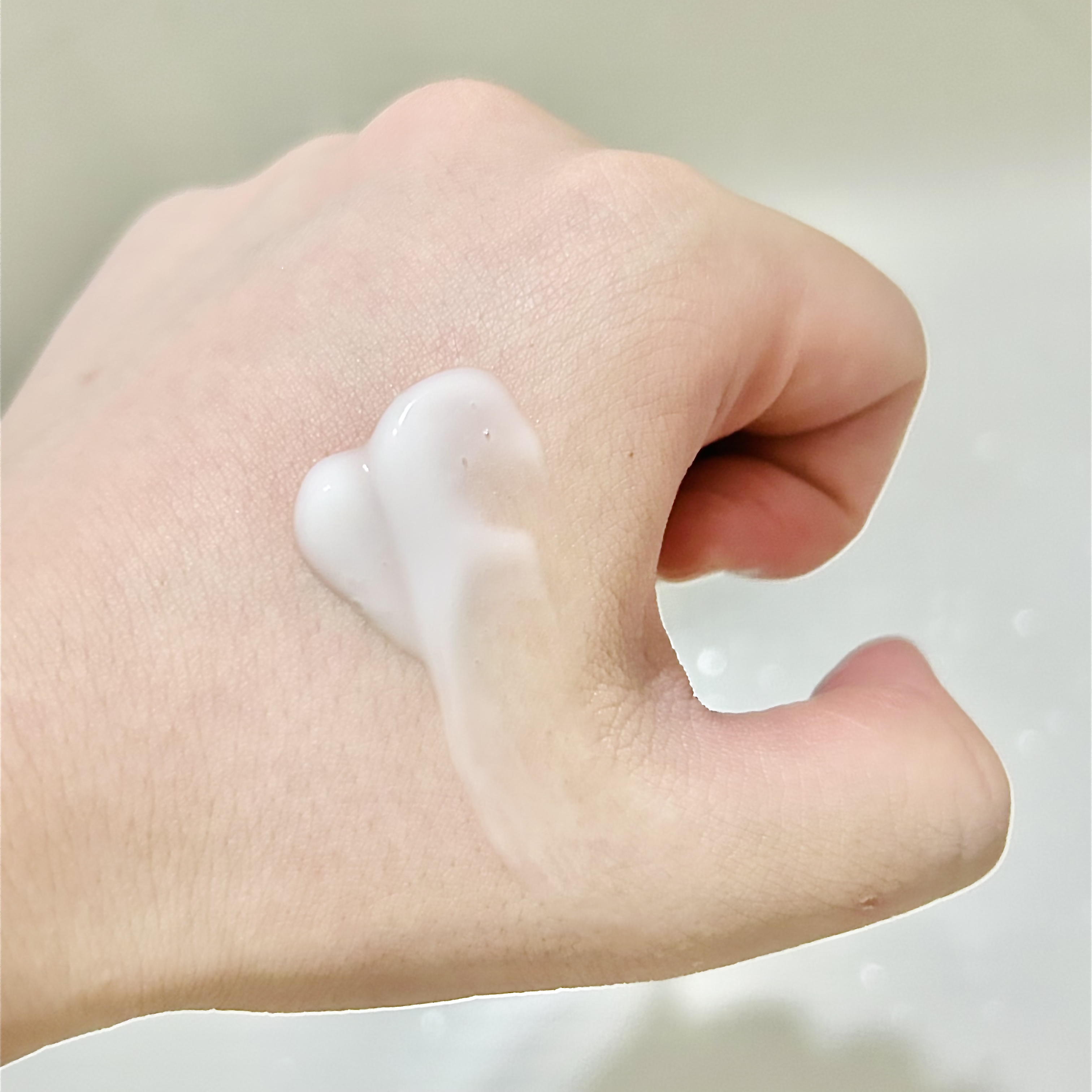 ニベア プレミアムボディミルク モイスチャー/ニベア/ボディミルクを使ったクチコミ（2枚目）