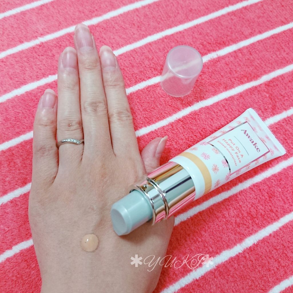 プットオンアハッピーフェイス ティンティド モイスチュアライザー/Awake/CCクリームを使ったクチコミ(3枚目)