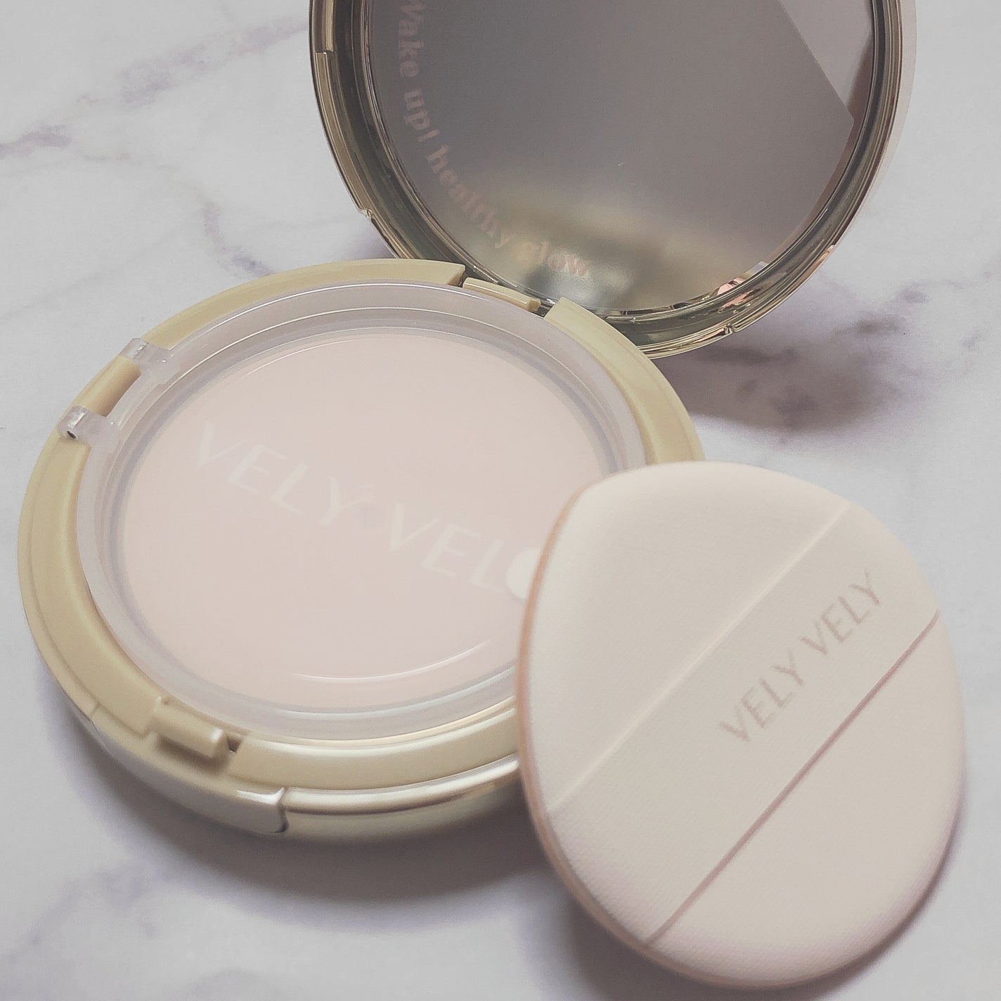 はちみつツヤ肌クッションファンデ/VELY VELY/クッションファンデーションを使ったクチコミ(2枚目)