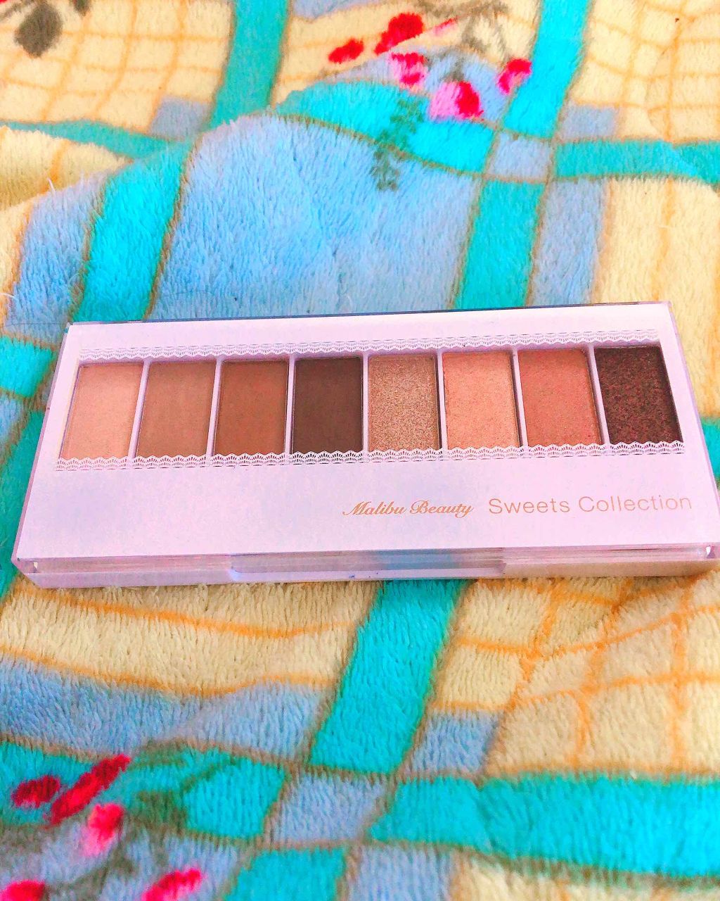 スイーツコレクション/マリブビューティー/アイシャドウパレットを使ったクチコミ（1枚目）