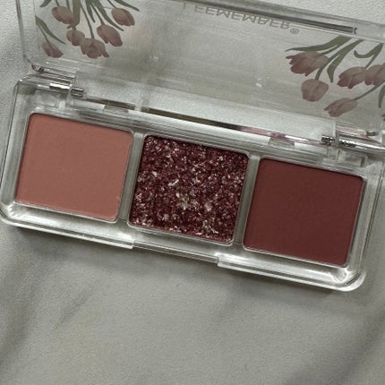 3色フローラアイパレット/LEEMEMBER/アイシャドウパレットを使ったクチコミ(2枚目)