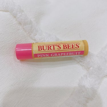 【BURT’S BEES モイスチュライジングリップバーム ピンクグレープフルーツ】

🙆‍♀️Good
・なめらかな質感で塗りやすい！
・ベタつき感もなく保湿力も高い

🙅‍♀️Bad
・唇の荒れが治