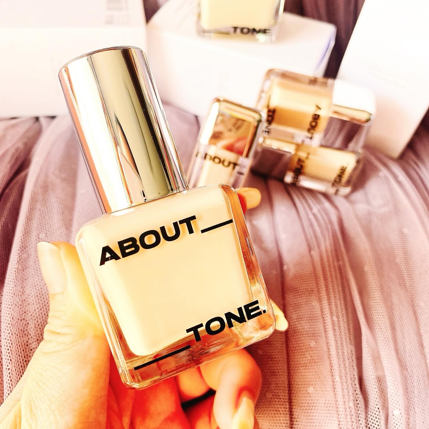 スキンレイヤーフィットファンデーション/ABOUT TONE/リキッドファンデーションを使ったクチコミ（2枚目）