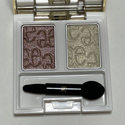 Elégance エレガンス エタンセル アルモニーアイズのクチコミ「エレガンスの新作アイシャドウ✨✨グリーンのラメがかなり可愛い!!
💚Elégance
💚エ.....」(3枚目)