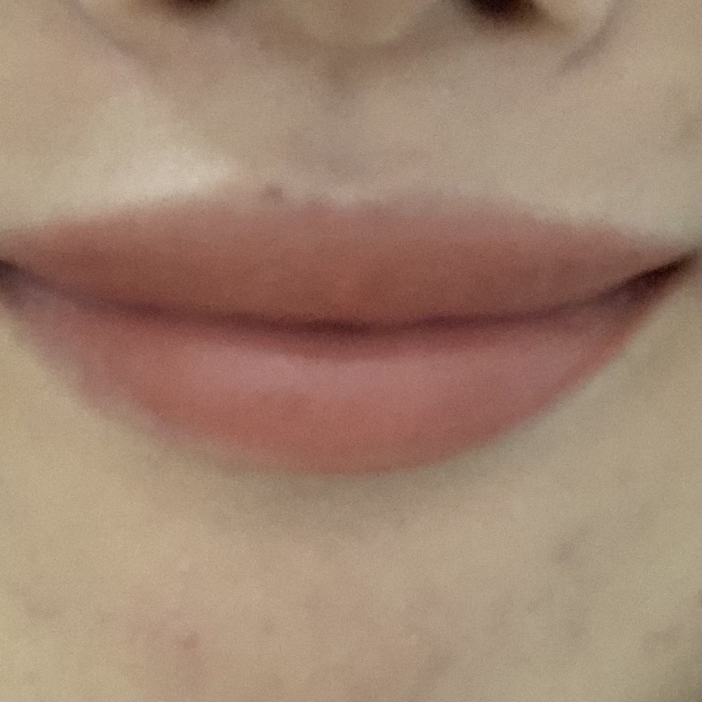 センシュアル ヌードバーム 429 NAKED ALMOND/HERA/リップバームを使ったクチコミ（3枚目）