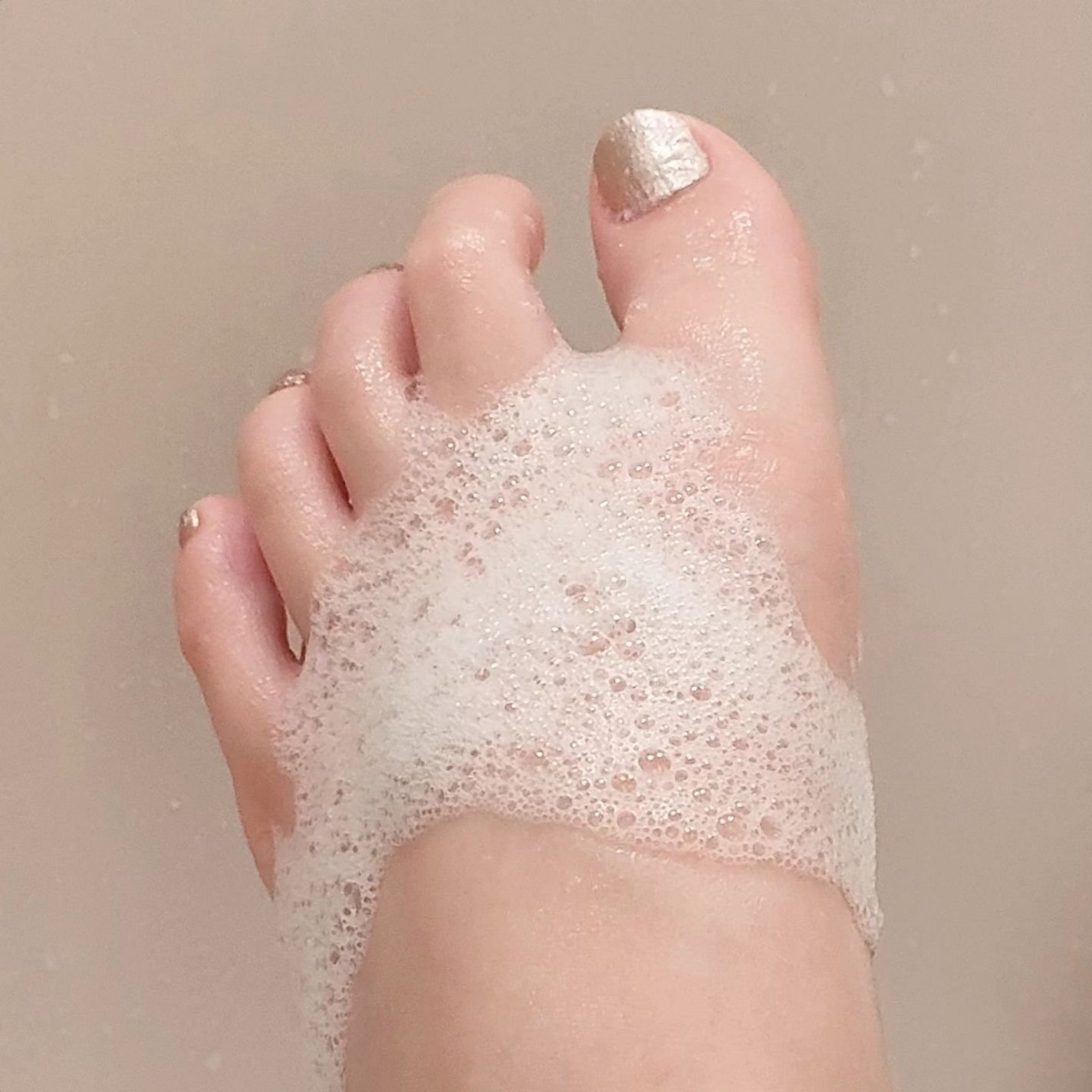 足を洗おう フットシャンプー/ON: THE BODY/レッグ・フットケアを使ったクチコミ(6枚目)