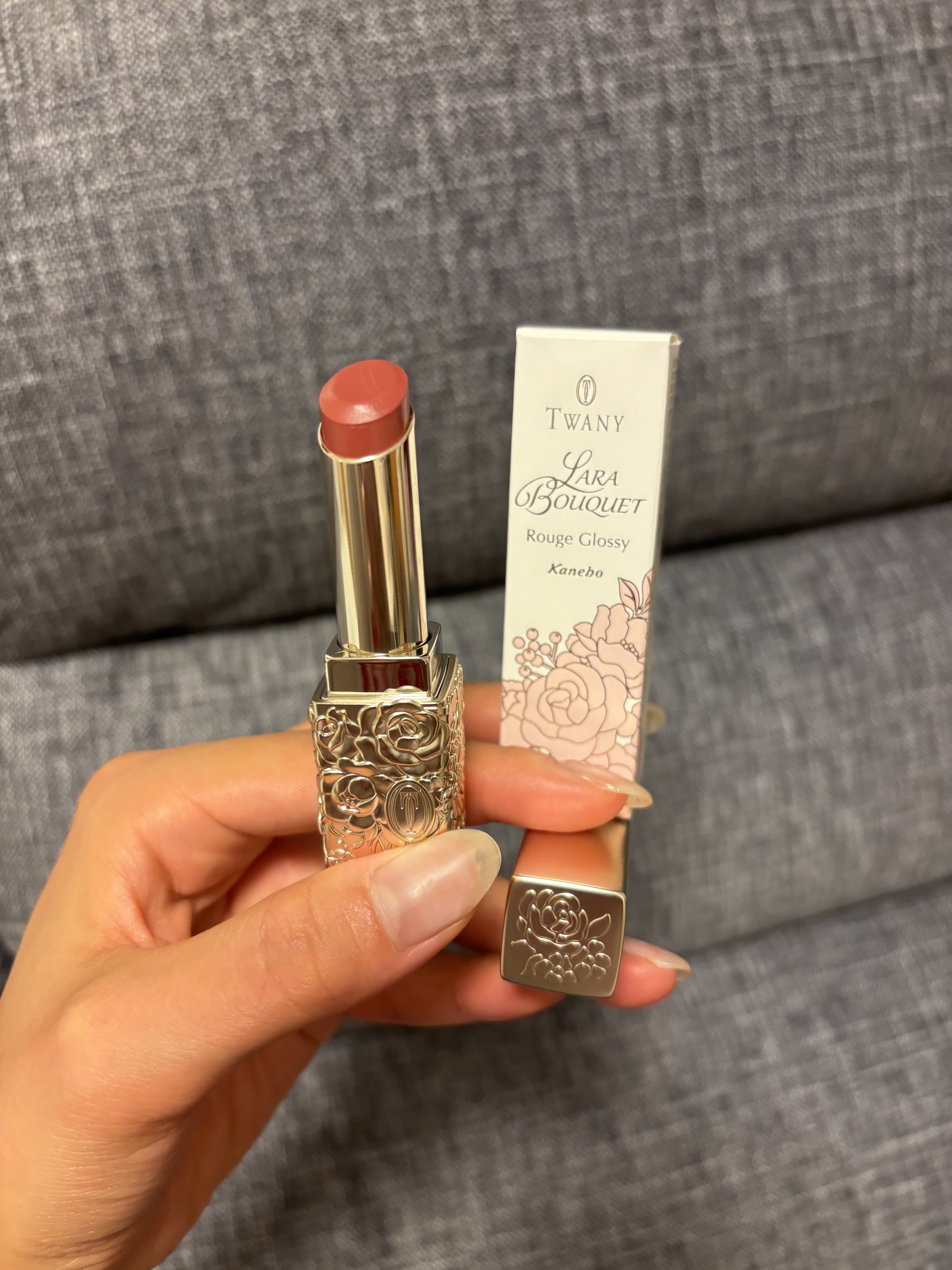 ララブーケ ルージュグロッシー/TWANY/口紅を使ったクチコミ（1枚目）