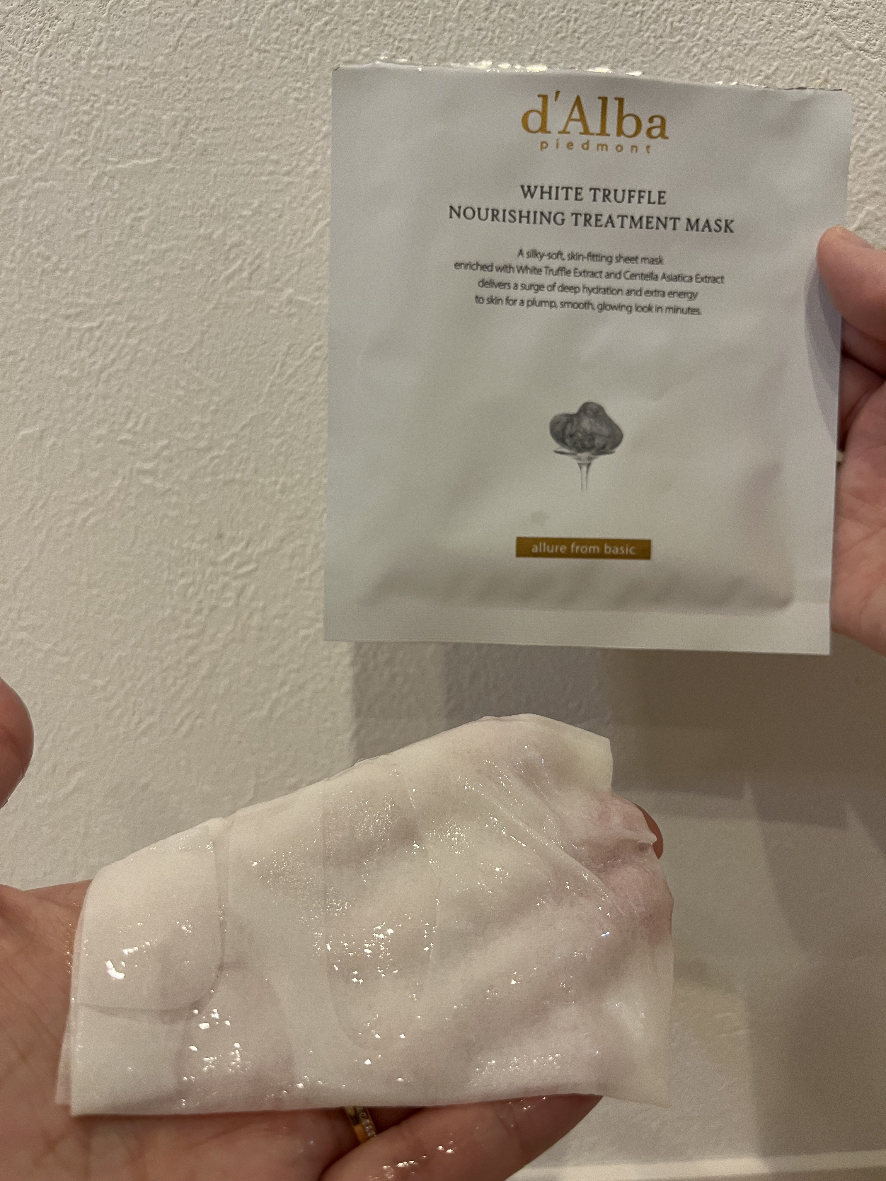 ホワイトトリュフナリシングトリートメントマスク/ダルバ/シートマスク・パックを使ったクチコミ（2枚目）