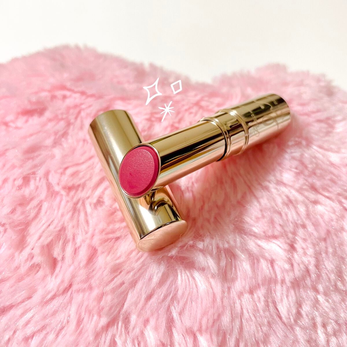 エッセンスルージュS/パラドゥ/口紅を使ったクチコミ(3枚目)