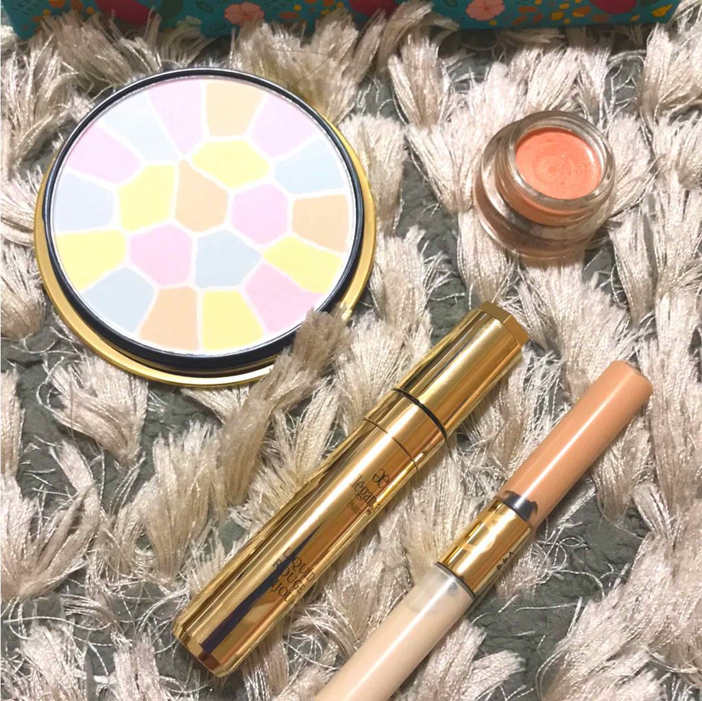 エレガンス ラ プードル オートニュアンス リクスィーズ/Elégance/プレストパウダーを使ったクチコミ（3枚目）