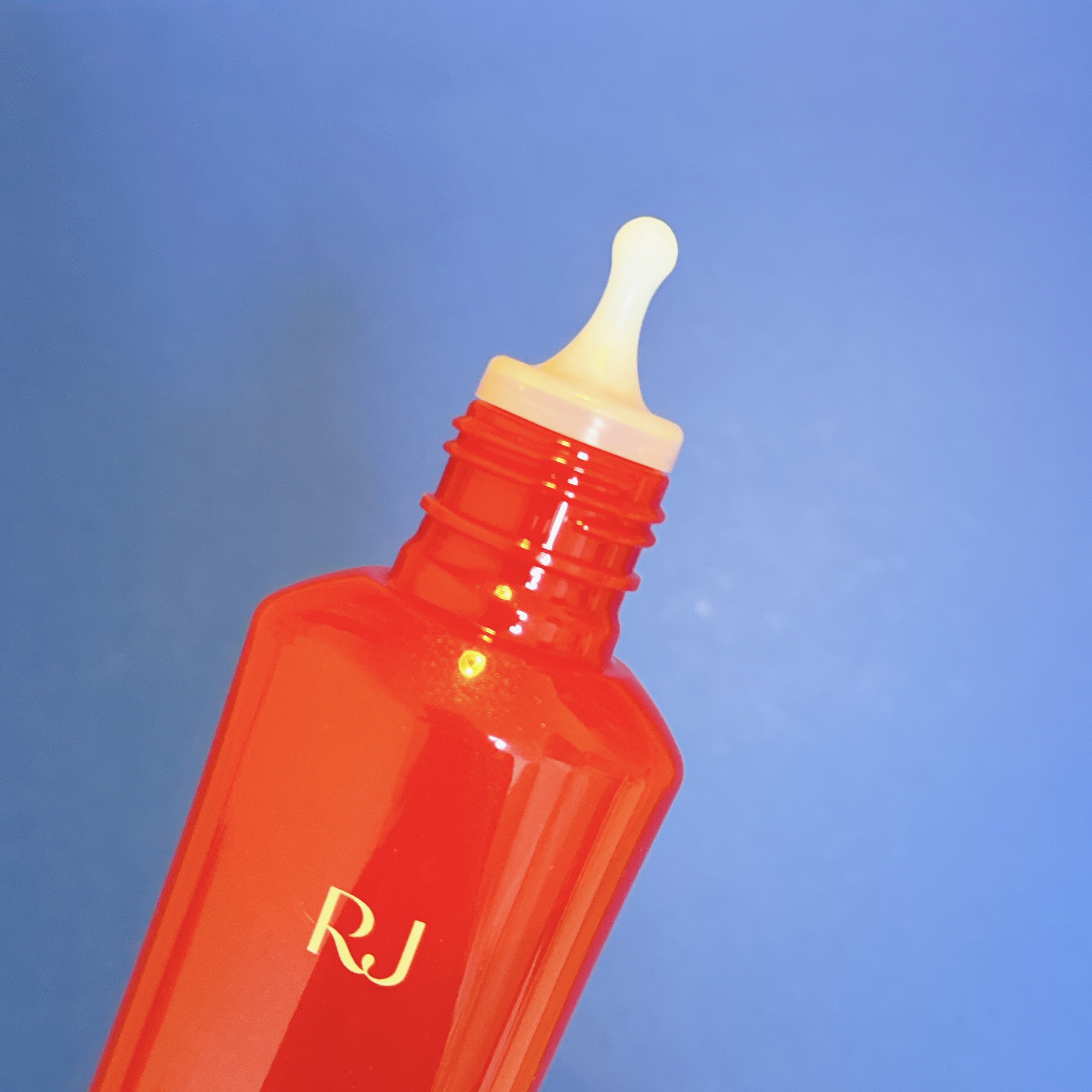 薬用 RJ地肌ケア エッセンス /アピセラピーコスメティクス/頭皮ローションを使ったクチコミ（2枚目）