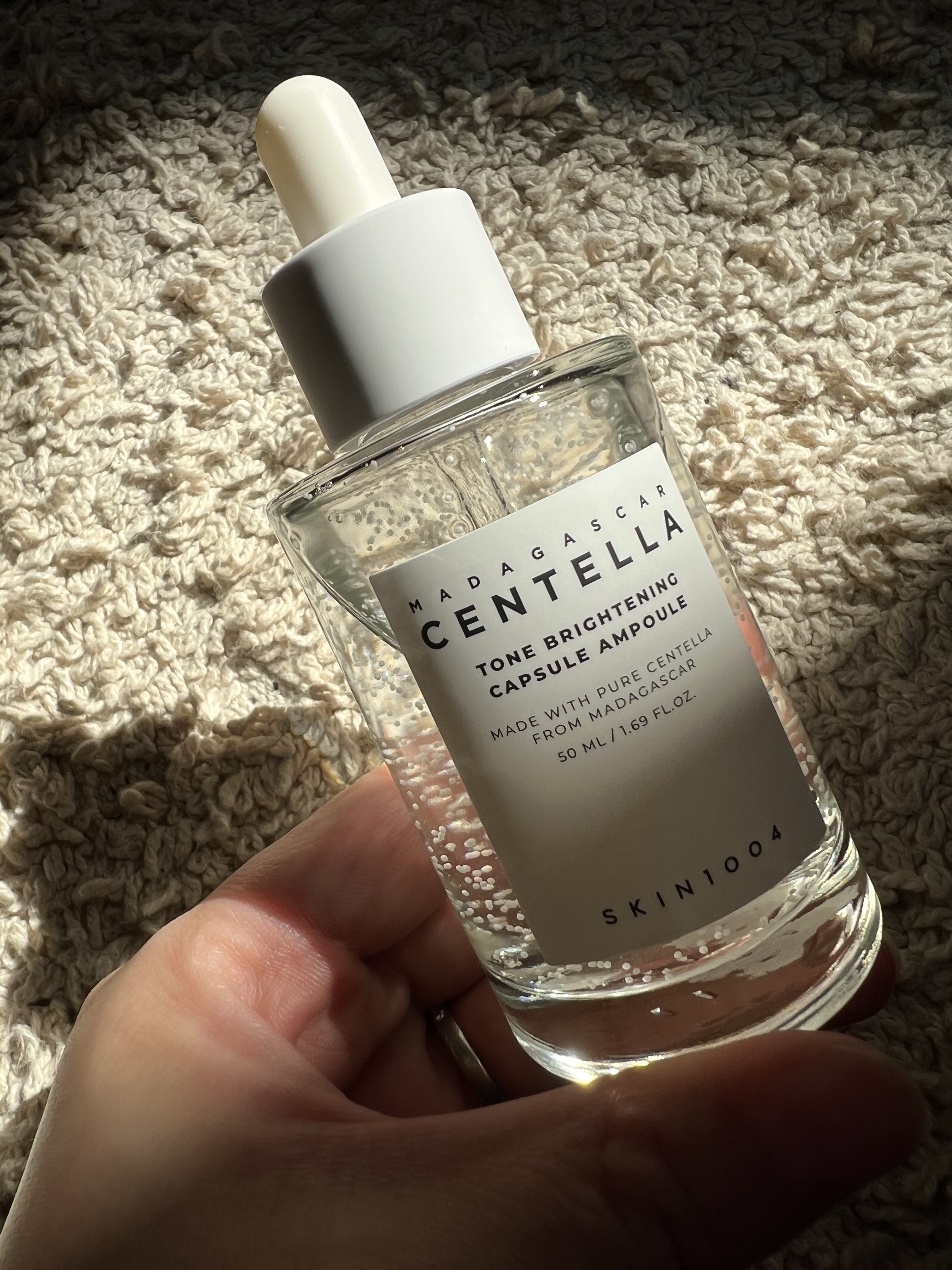 トーンブライトニング カプセルアンプル/SKIN1004/美容液を使ったクチコミ（2枚目）