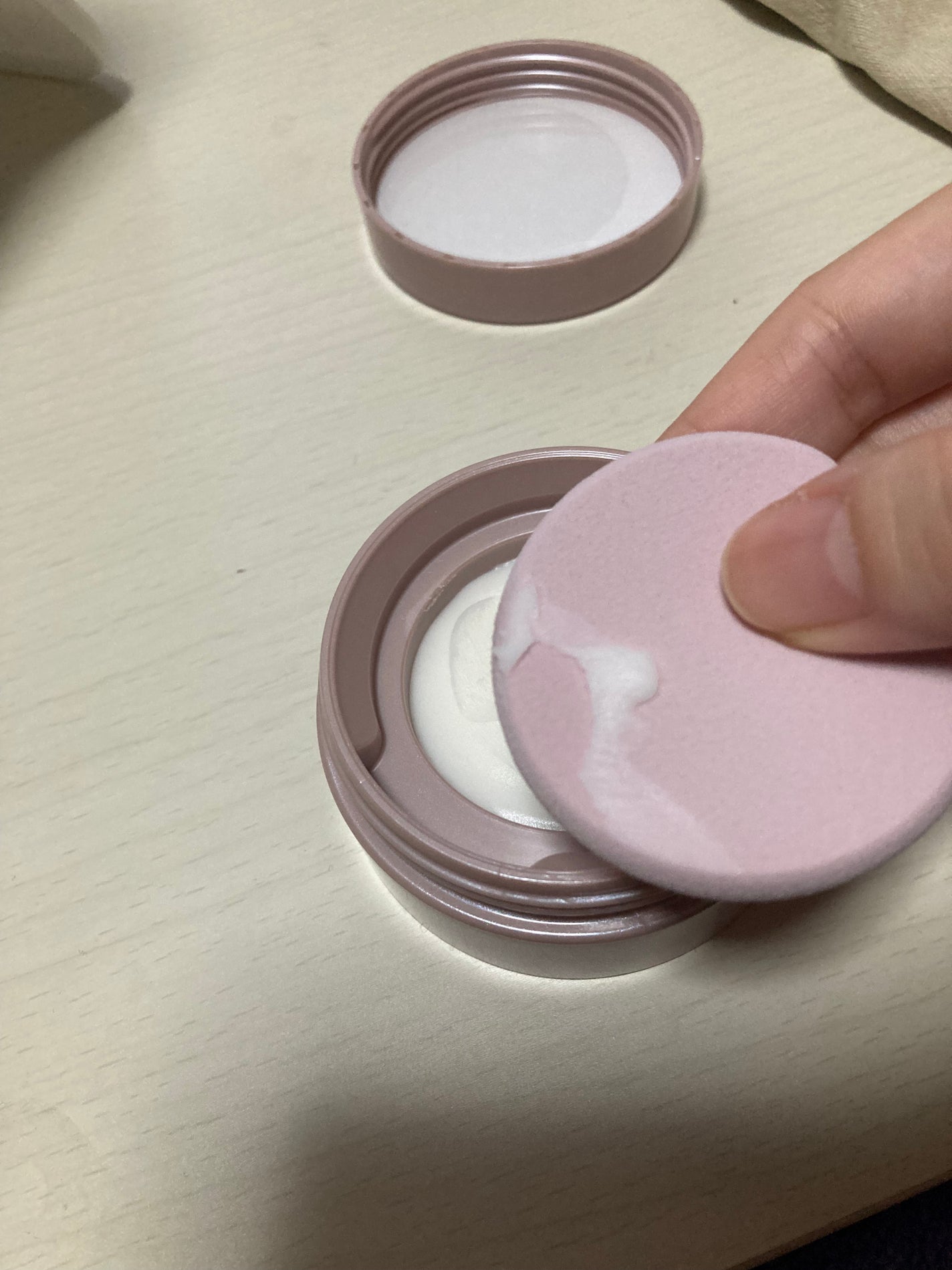 8x4 デオドラントパテ【医薬部外品】/8x4/デオドラント・制汗剤を使ったクチコミ(4枚目)