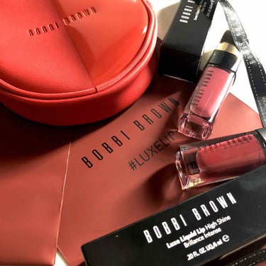 BOBBI BROWN リュクス リキッド リップ ハイ シャインのクチコミ「2018年10月5日発売
リュクスシリーズから2種のラグジュアリー

ツヤとマットそれぞれをイ.....」（1枚目）