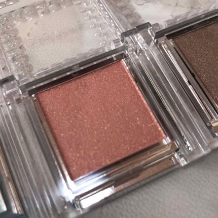 シングルカラーアイシャドウ/CEZANNE/単色アイシャドウを使ったクチコミ(2枚目)