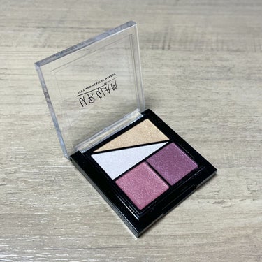 UR GLAM　VELVET EYE COLOR PALETTE イエロー&プラム/U R GLAM/パウダーアイシャドウを使ったクチコミ（2枚目）