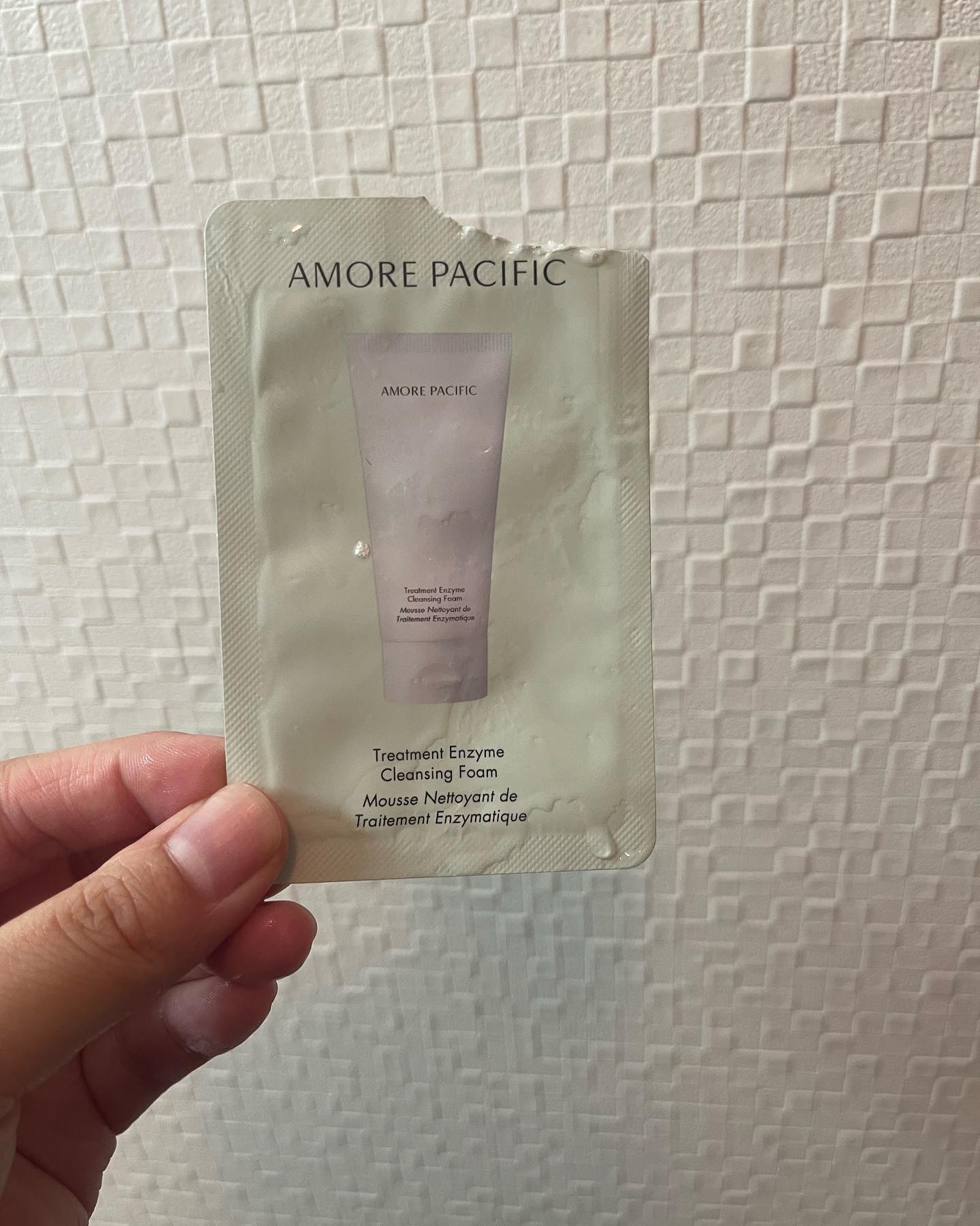 トリートメント エンザイム クレンジング フォーム / アモーレパシフィック