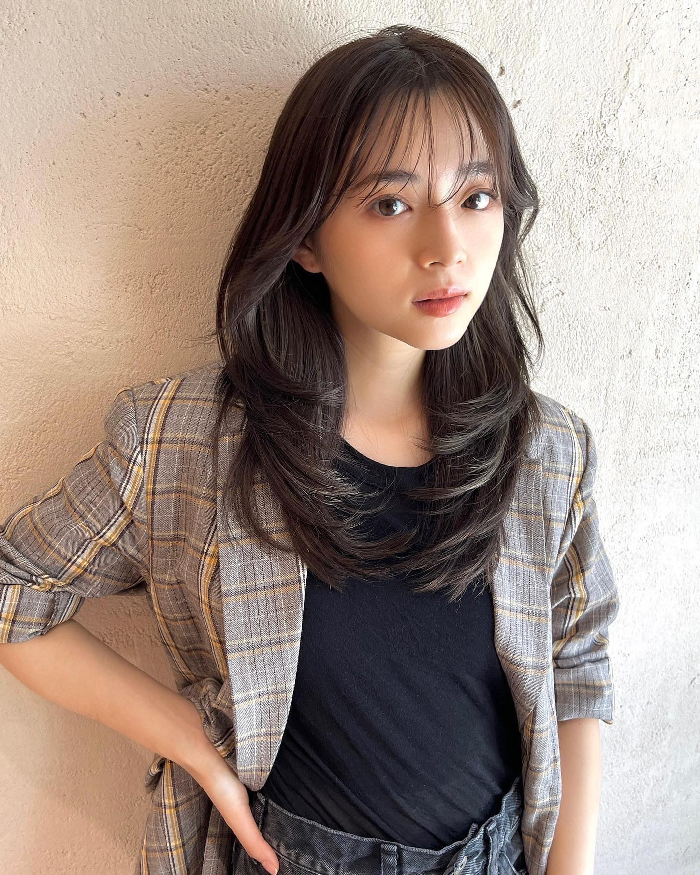 HARUNA on LIPS 「柔らかいレイヤースタイル🩷#レイヤーカットワンカールで可愛かお..」(3枚目)