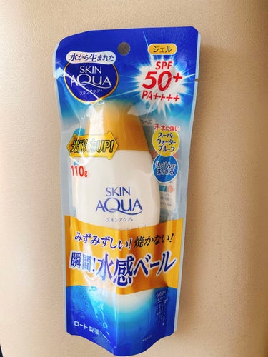 スキンアクア　スーパーモイスチャージェル　110g

スキンアクアの日焼け止めです☀️

色々な日焼け止めはありますけどなんだかんだスキンアクアの物が使いやすい気がします

サラッとしていてベタベタしな