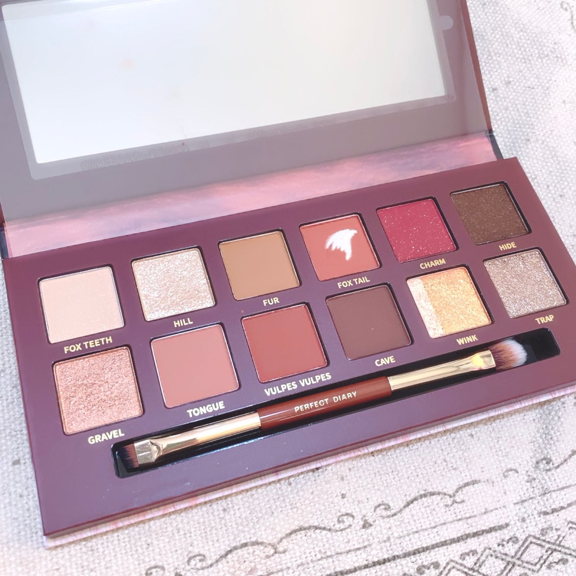 エクスプローラ12色 動物アイシャドウパレット/PERFECT DIARY/アイシャドウパレットを使ったクチコミ(2枚目)