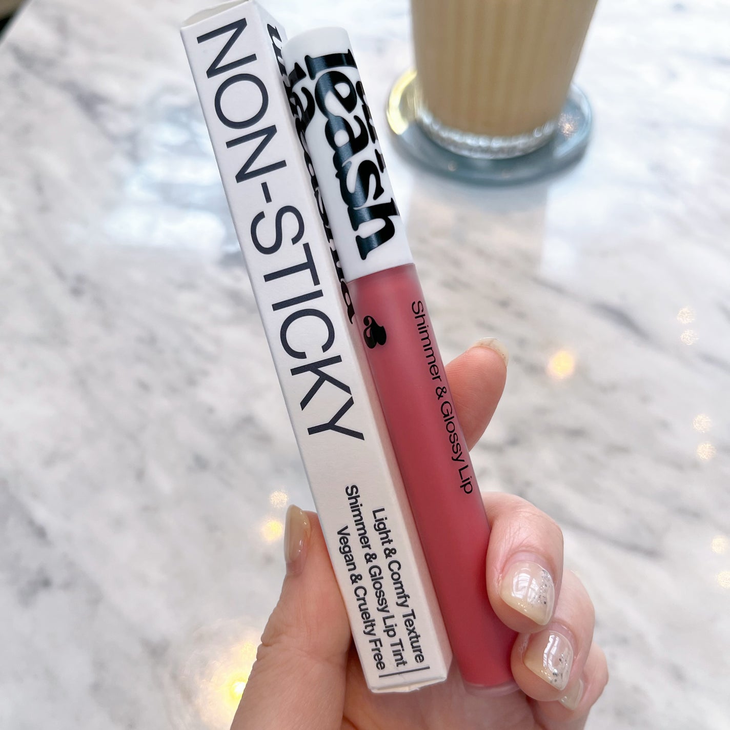 ノンスティッキーダズルティント/unleashia/リップティントを使ったクチコミ(9枚目)