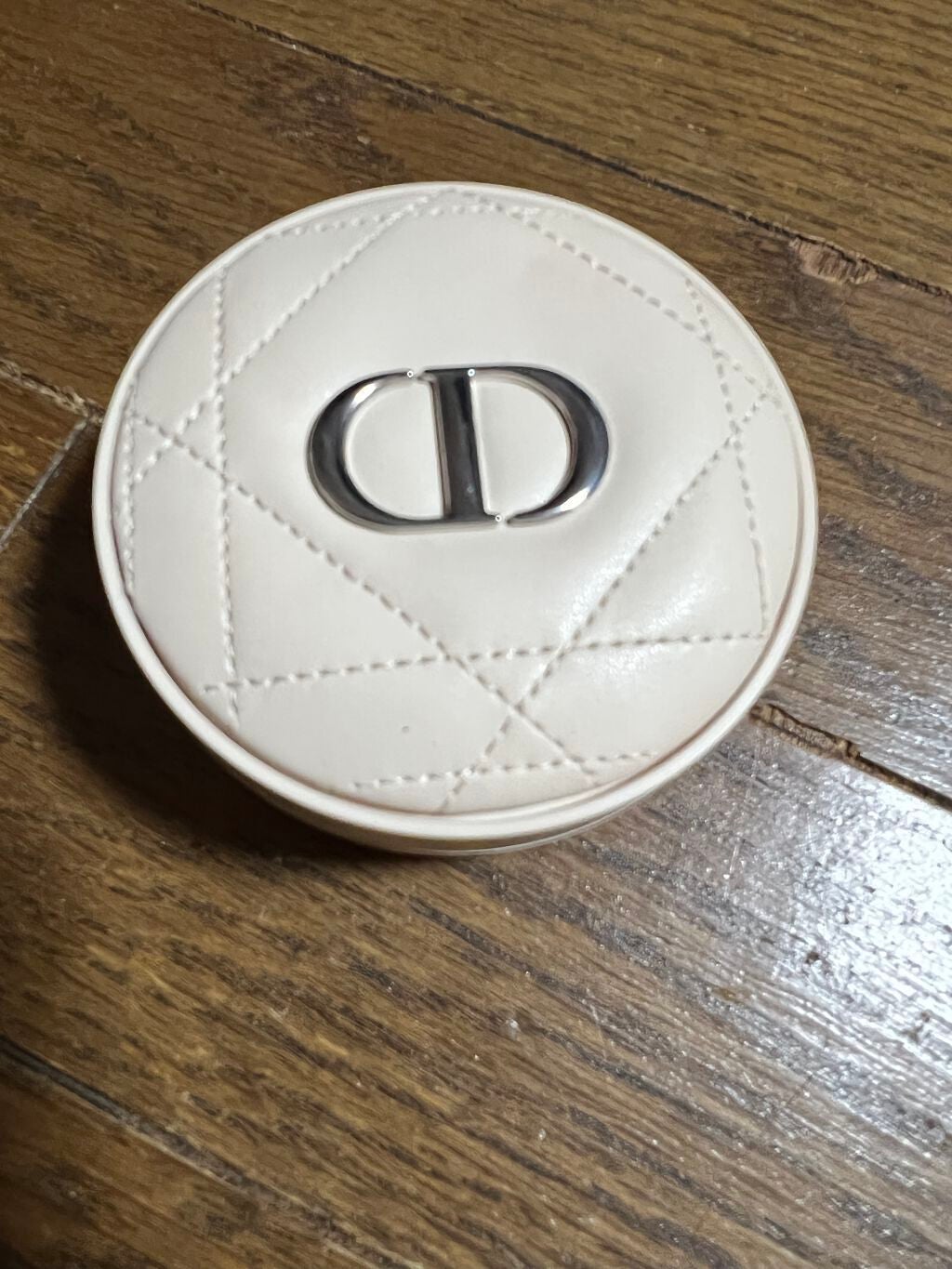 ディオールスキン フォーエヴァー クッション パウダー/Dior/ルースパウダーを使ったクチコミ(1枚目)