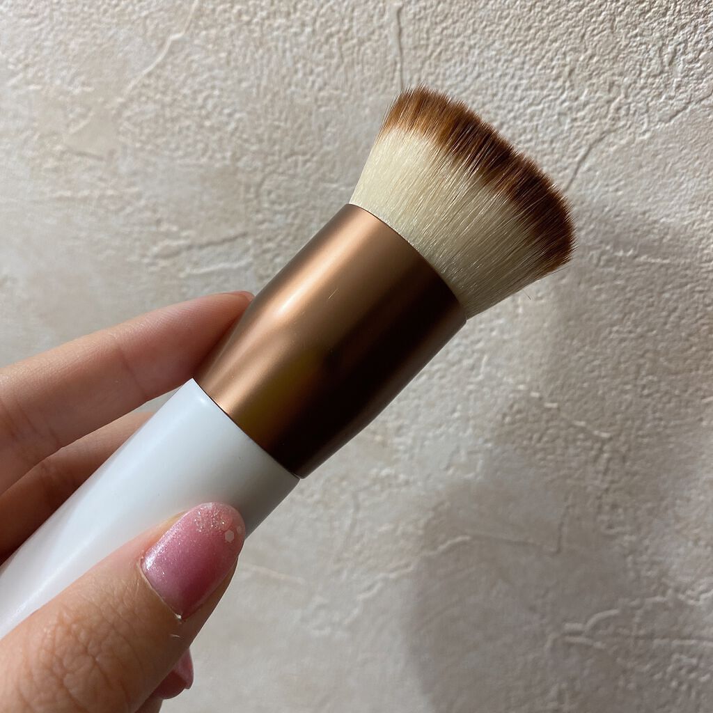 メイクブラシ フラット型 柔らかい 木柄/Eono(イオーノ)/メイクブラシを使ったクチコミ(5枚目)