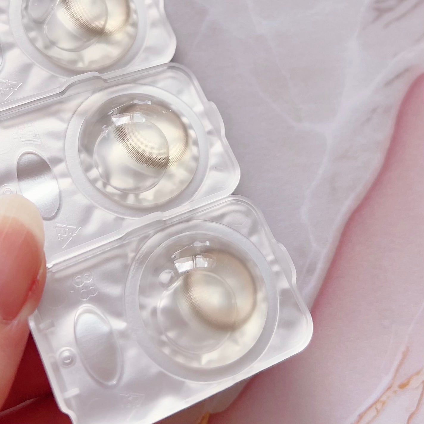 レヴィアブルーライトバリアワンデー/ReVIA/ワンデー(1DAY)カラコンを使ったクチコミ(2枚目)