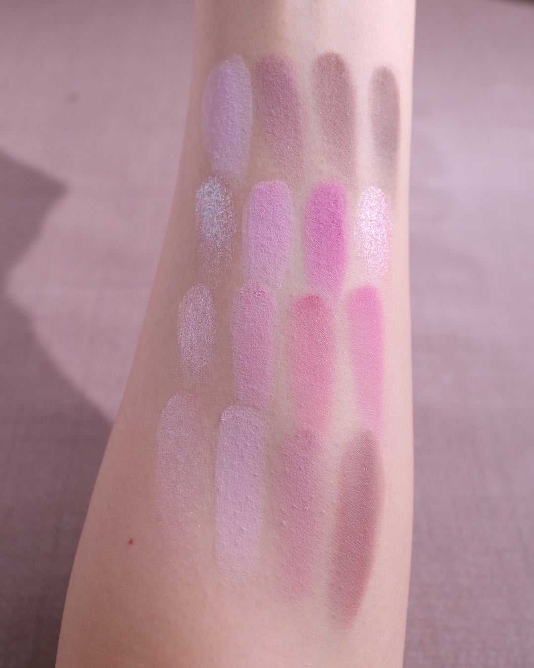 ソフトブラーリングアイパレット/wakemake/アイシャドウパレットを使ったクチコミ(3枚目)