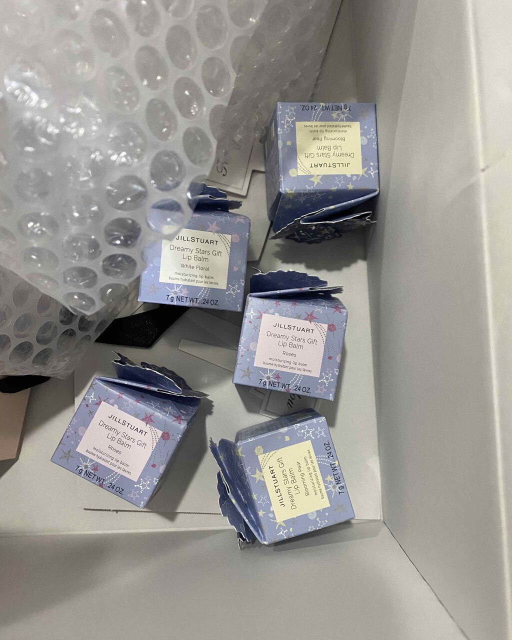 ジルスチュアート リップバーム ドリーミースターズギフト リップバーム ブルーミングペアー/JILL STUART/リップバームを使ったクチコミ（2枚目）