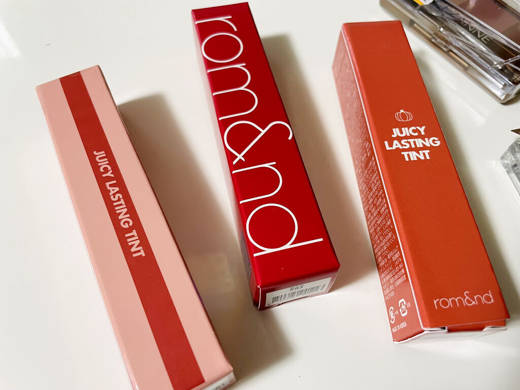 ジューシーラスティングティント/rom&nd/リップティントを使ったクチコミ（2枚目）