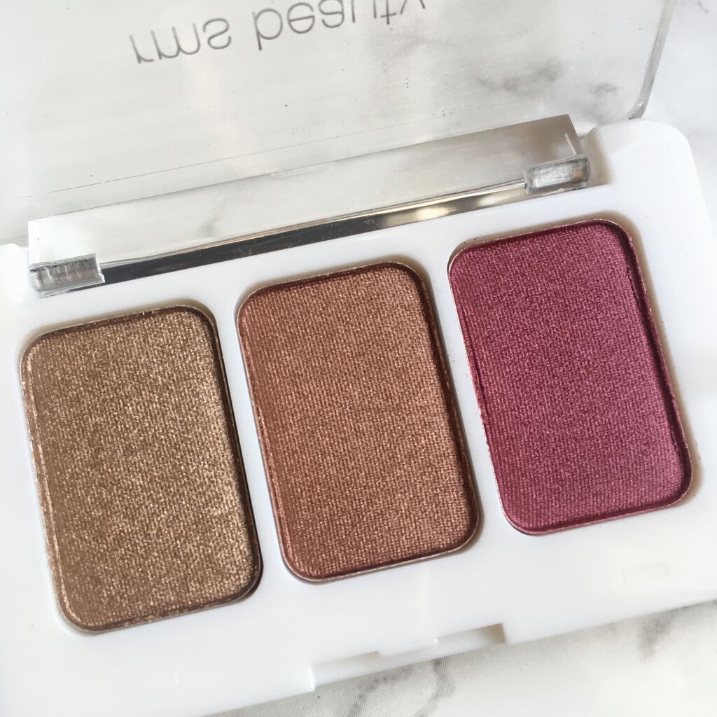 スウィフトシャドウトリオ ジャパン/rms beauty/アイシャドウパレットを使ったクチコミ（3枚目）