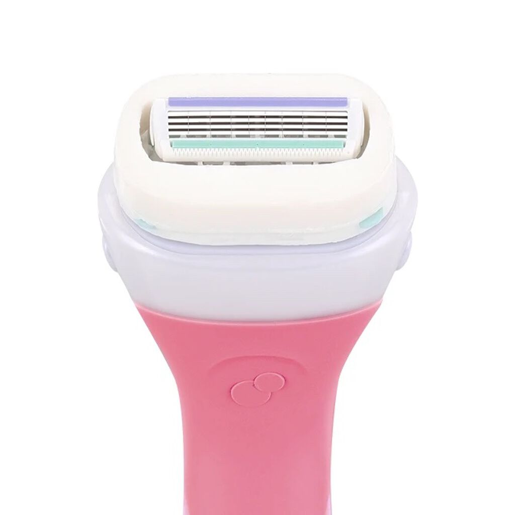 イントゥイション 敏感肌用 ホルダー （刃付き）＋替刃１コ/イントゥイション/シェーバーを使ったクチコミ（2枚目）