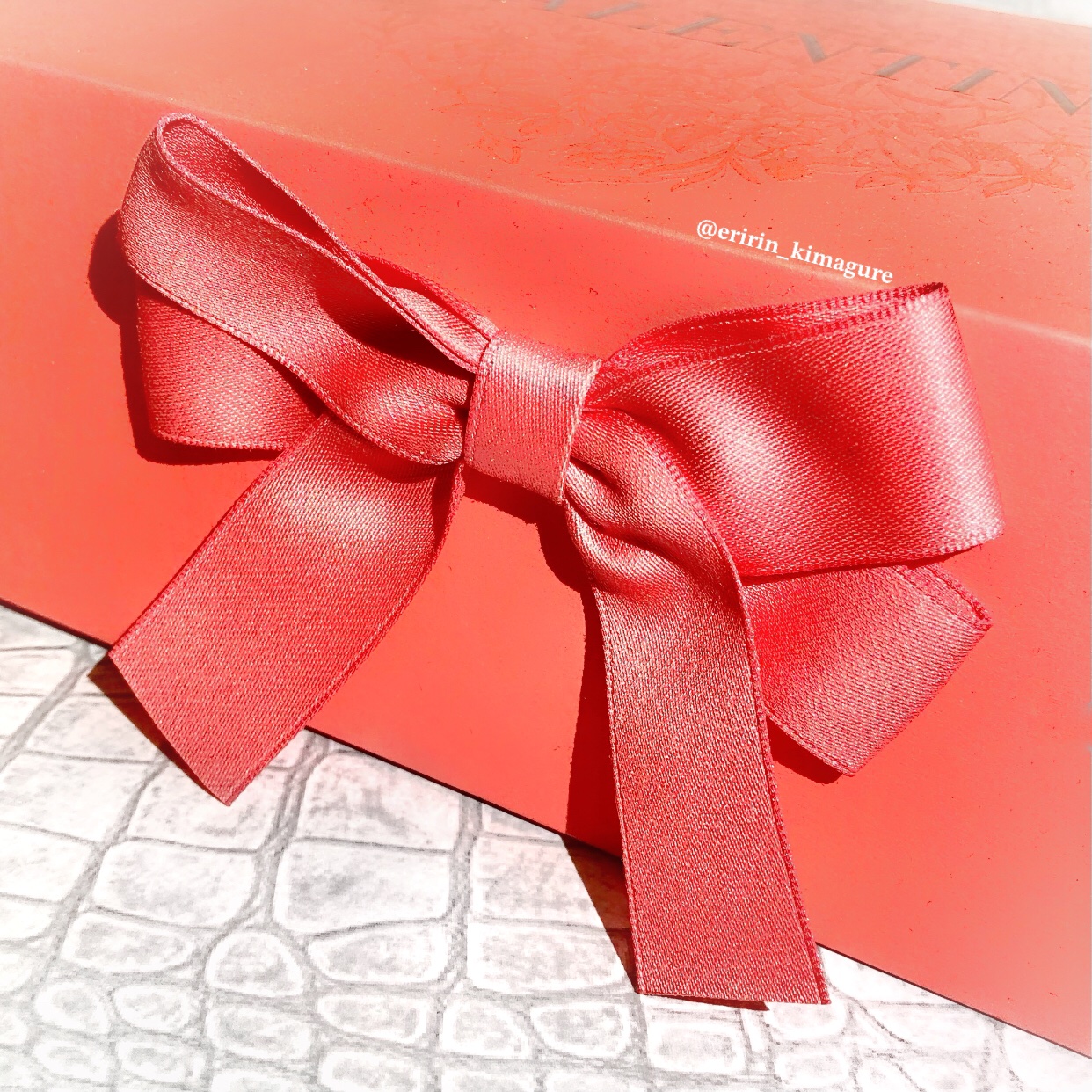 ヴァレンティノ GO クッション グロウ コーラルファンタジーエディション（ケース）/ヴァレンティノ ビューティ/クッションファンデーションを使ったクチコミ（3枚目）