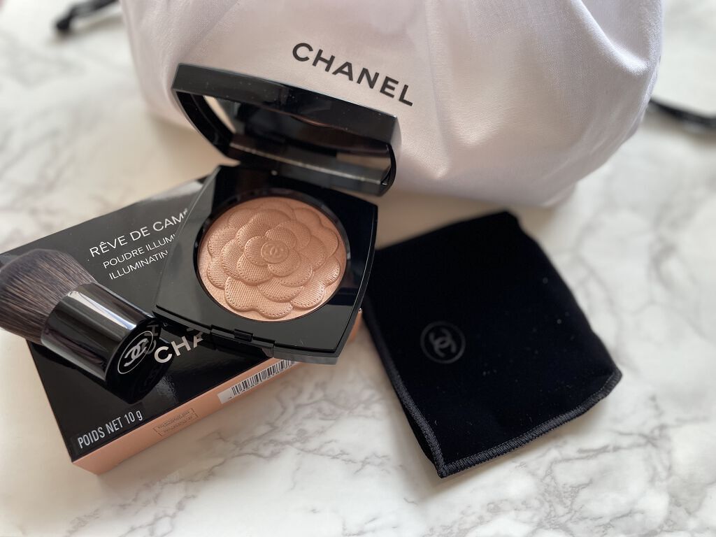 レーヴ ドゥ カメリア /CHANEL/パウダーハイライトを使ったクチコミ（2枚目）
