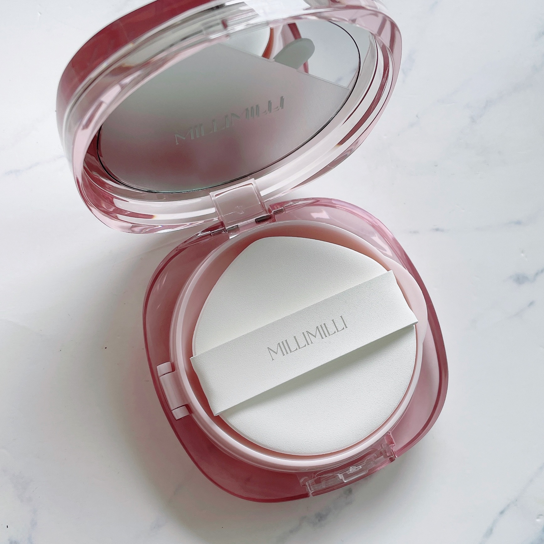 ツートンクッション/MILLIMILLI/クッションファンデーションを使ったクチコミ（3枚目）
