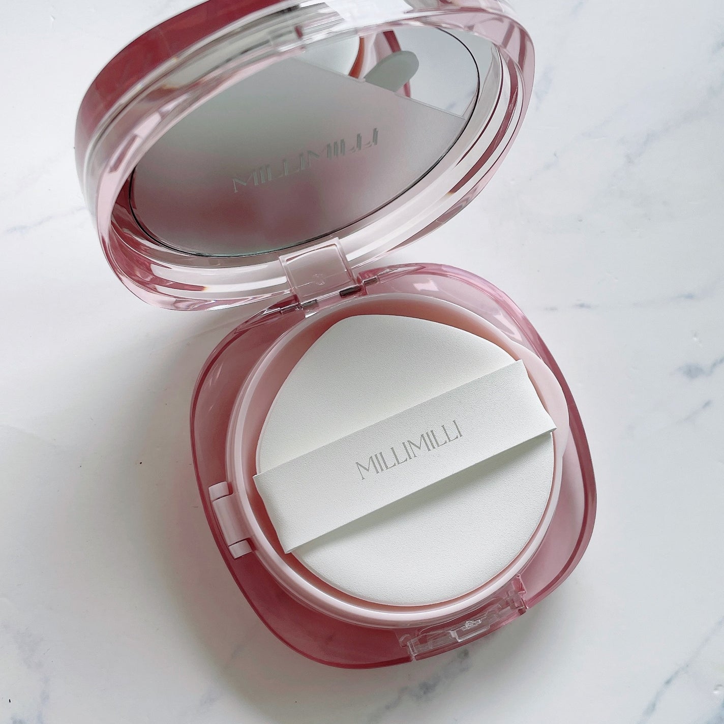 ツートンクッション/MILLIMILLI/クッションファンデーションを使ったクチコミ(3枚目)
