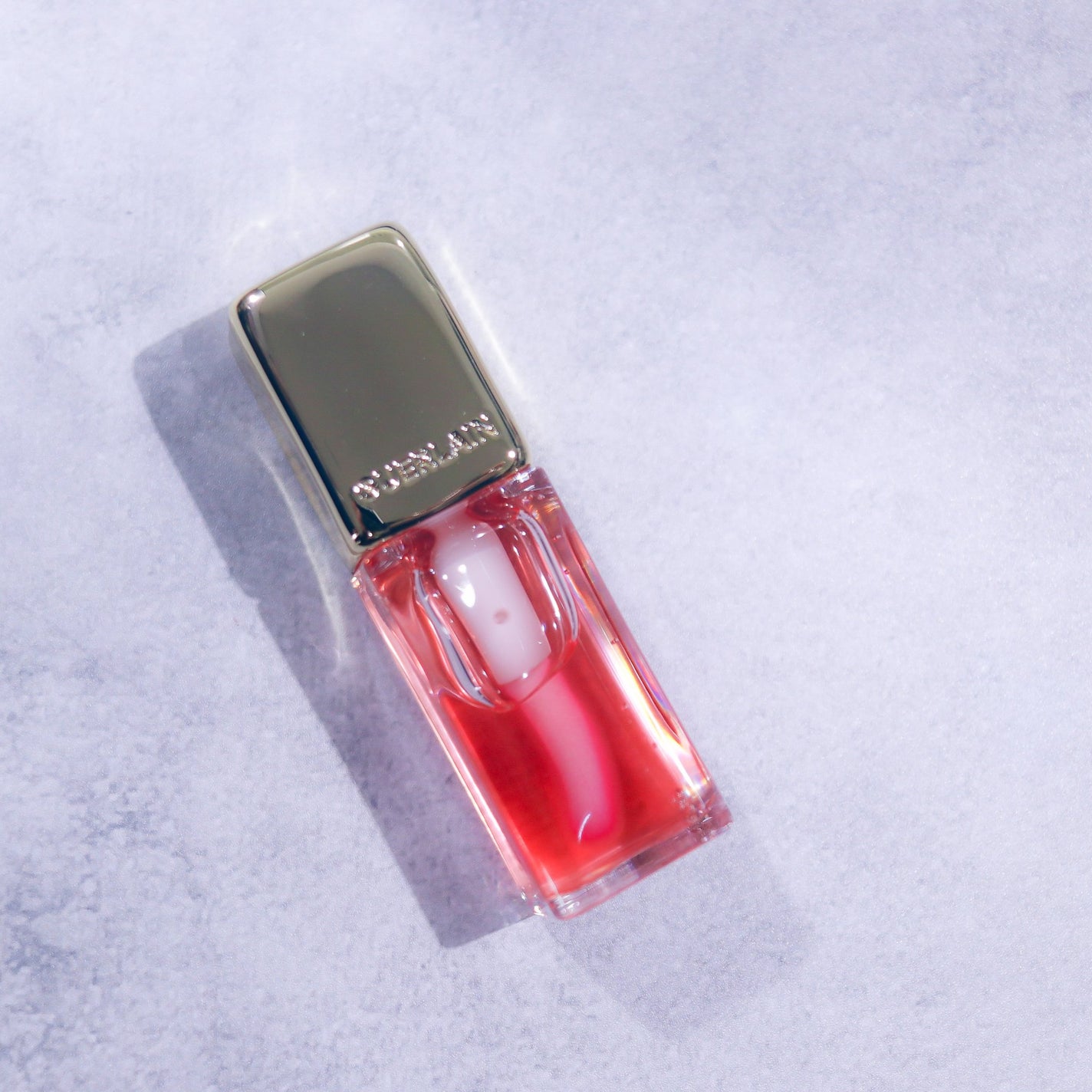 キスキス ビー グロウ オイル/GUERLAIN/リップグロスを使ったクチコミ(1枚目)