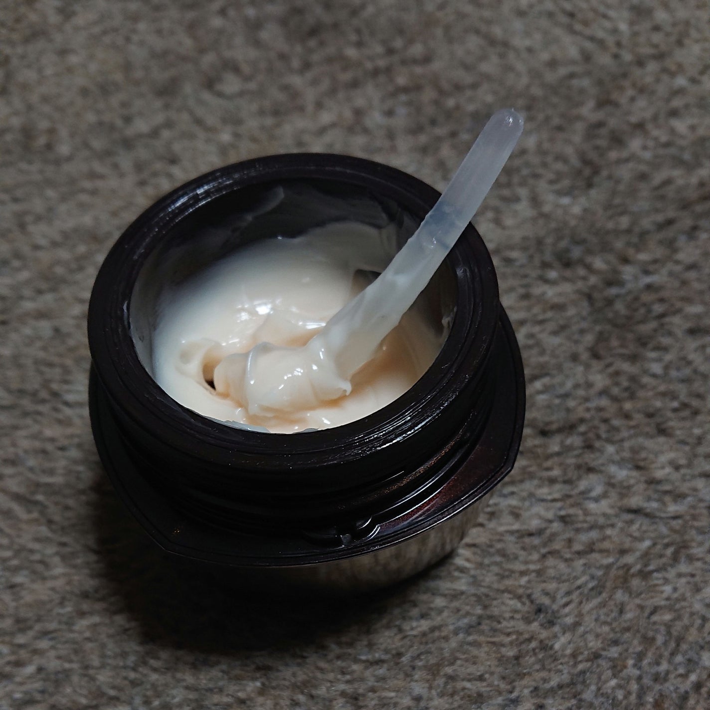 トータルV ファーミングクリーム/エリクシール/フェイスクリームを使ったクチコミ(2枚目)